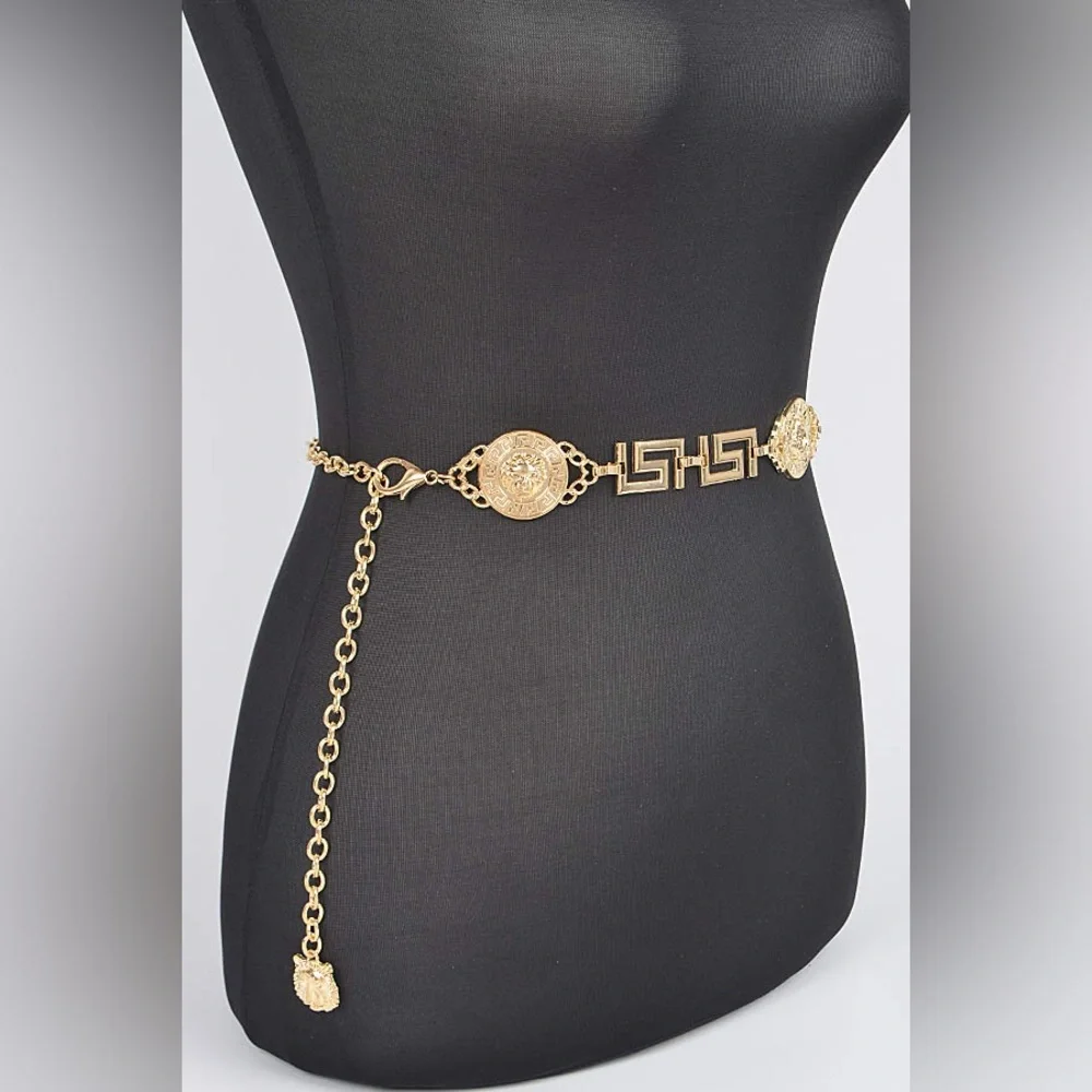 The Royal Metallic Metal Disk Chain Statement Belt